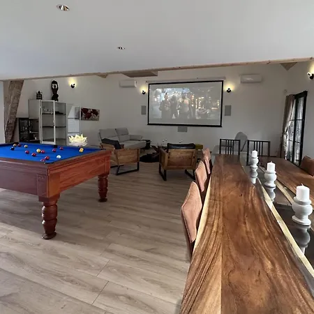 Gite De Charme Avec Spa, Cinema, Billard Et Velo En Campagne Authentique - Fr-1-489-487